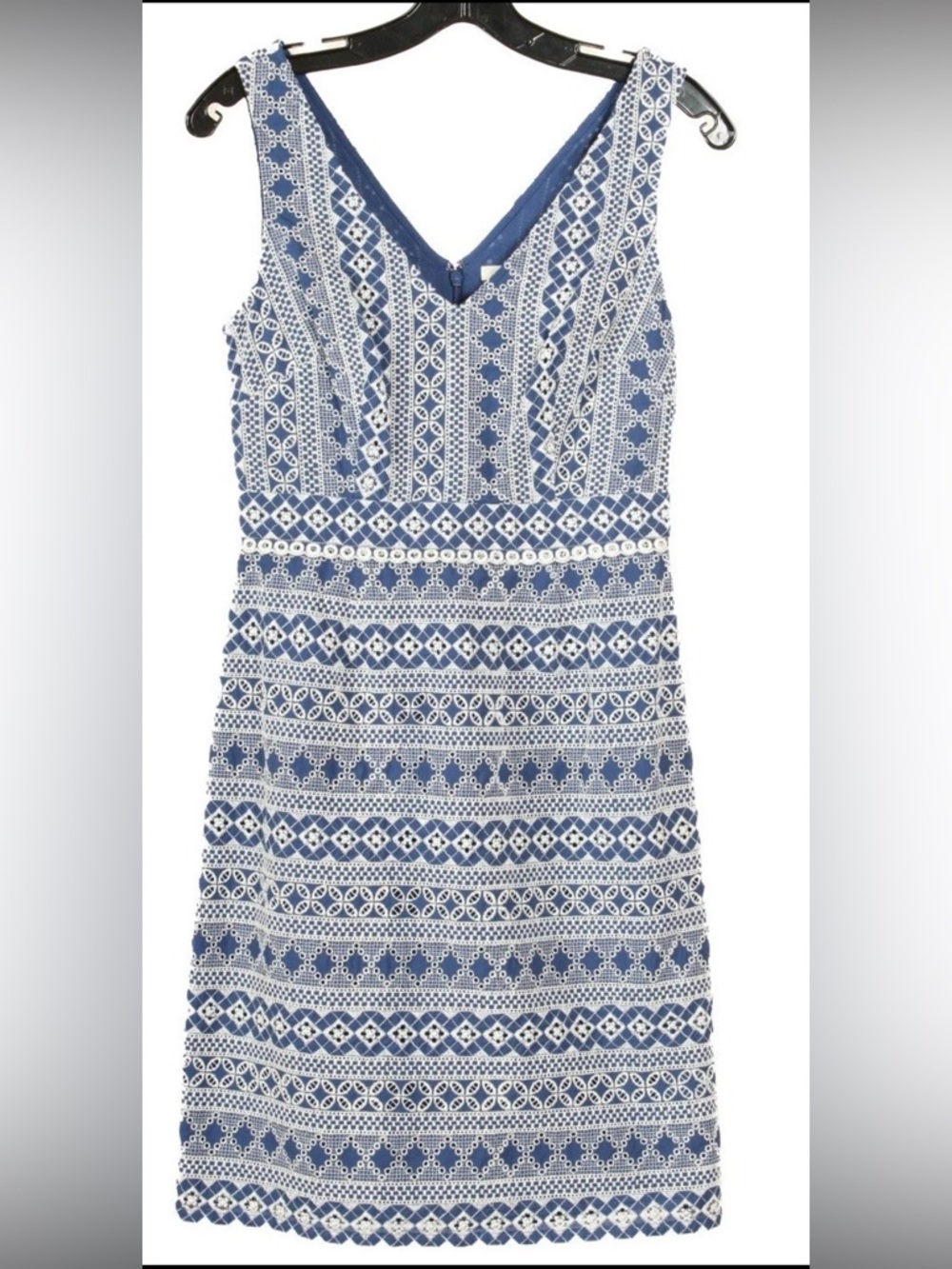 Boden Dress Women’s 2 Blue White Fit & Flare Sleeveless V Neck Embroidered